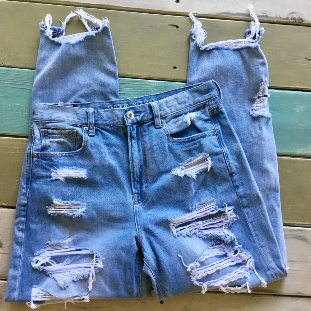 American Eagle High Waisted  Boyfriend Jeans